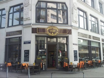照片: Amber Cafe